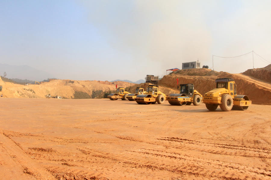 n_v_nha_thu_thi_cong_H_Khe_Gia_TP_Cm_Ph_t_mung_6_Tt._nh._Ngun_bao_Qung_Ninh