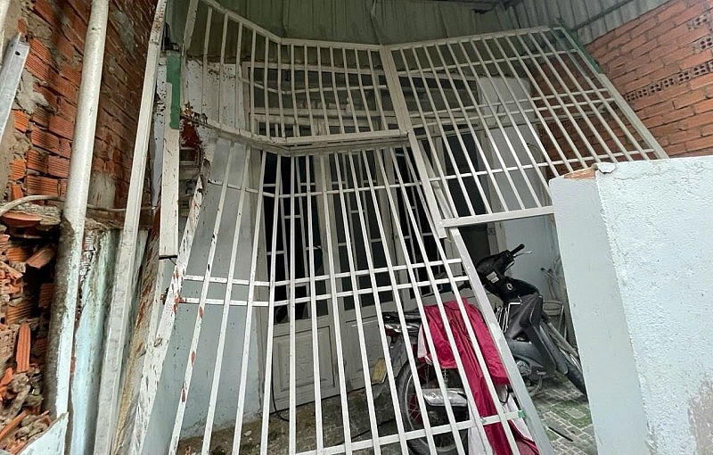 Ghi nhận ban đầu có 5 hộ lân cận bị ảnh hưởng.