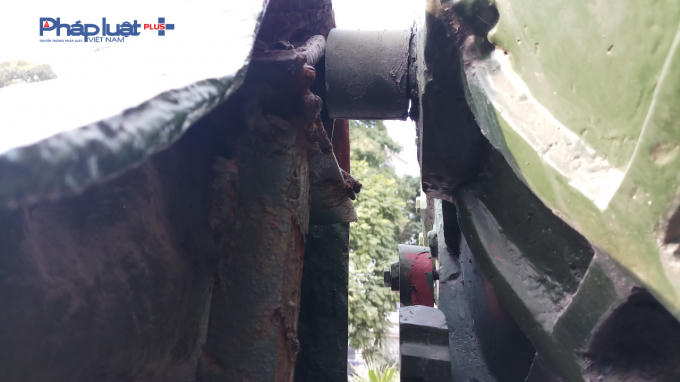 Rất nhiều chi tiết tại khẩu pháo này xuống cấp.