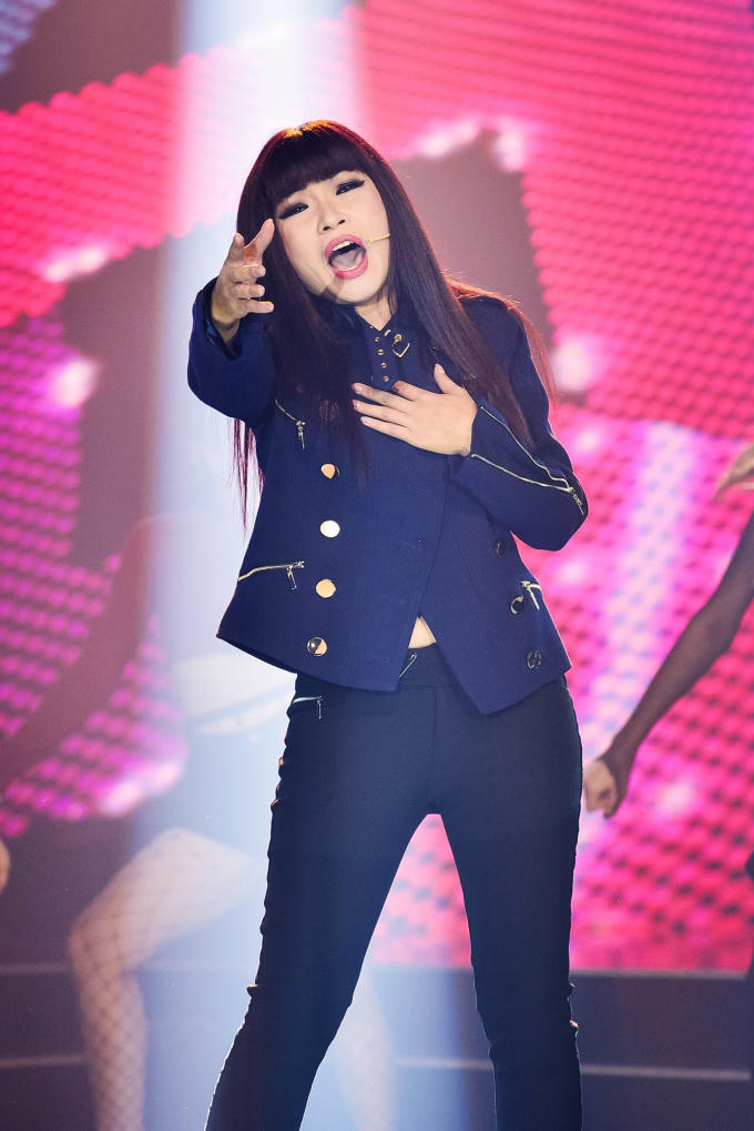 Giang Hồng Ngọc: &ldquo;10 năm trước với t&ocirc;i chỉ l&agrave; nước mắt&rdquo;