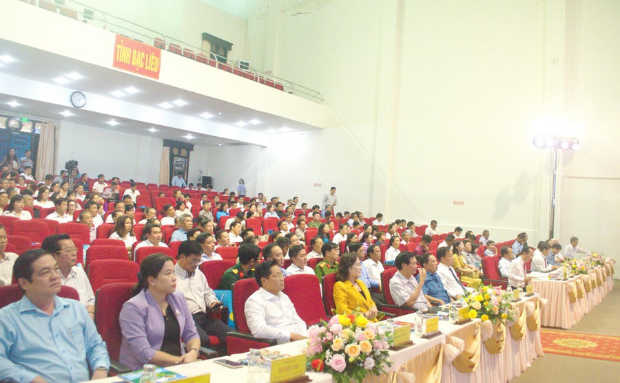 Đại biểu tham dự lễ kỷ niệm 100 năm Ngày Báo chí Cách mạng Việt Nam.