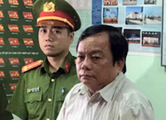 Anh173.