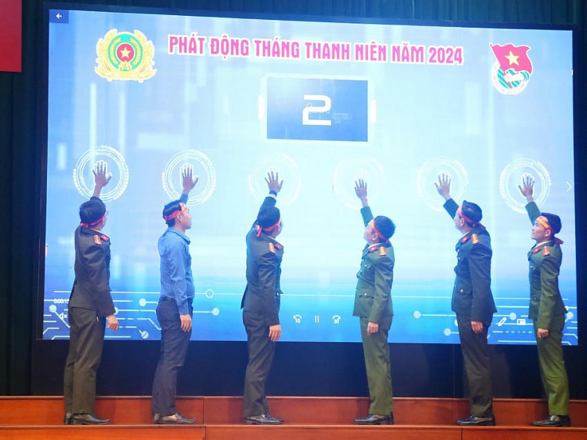 Chương trình hiến máu nhân đạo lần này là nội dung khởi đầu trong chương trình phát động Tháng Thanh niên của Công an tỉnh.