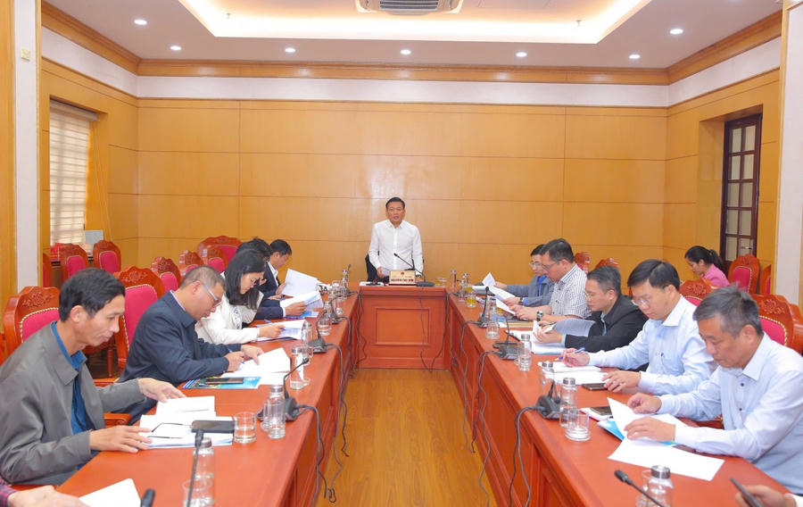 Quang cảnh các đại biểu dự hội nghị.