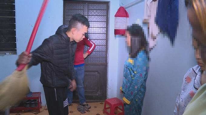 ar2-1616375122878243278694