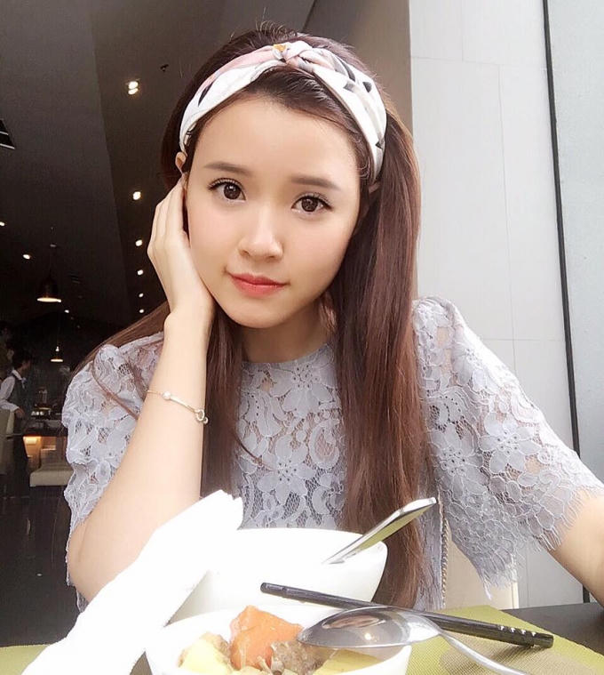 Midu đã quay trở lại cuộc sống bình thường và ngày càng tự chủ trong công việc hơn.