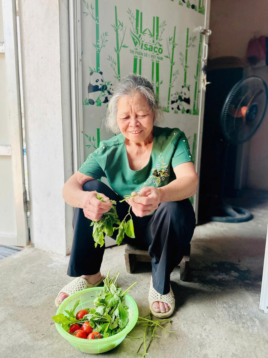 Bà Đặng Thị Bình.