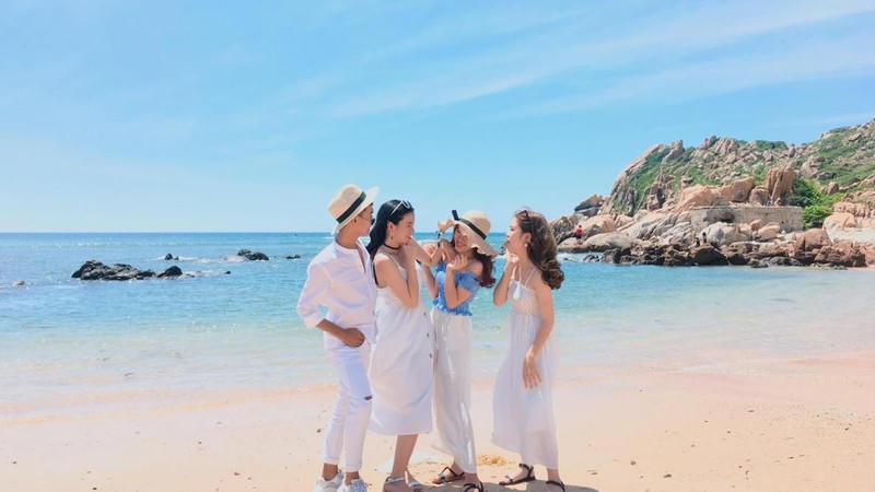 Khách du lịch sẵn sàng chi tiền cho những tour đắt đỏ. (Ảnh minh họa.)