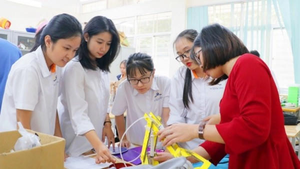Thời gian qua, bình đẳng giới đã được thúc đẩy mạnh mẽ trong lĩnh vực giáo dục cũng như trong lĩnh vực STEM tại Việt Nam. (Ảnh minh họa)