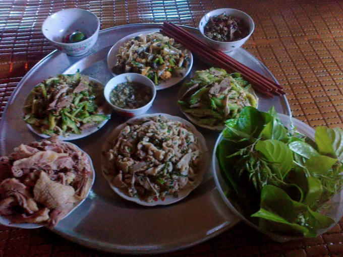 Thịt vịt là món ăn không thể thiếu trong Lễ cúng của người Tày, Nùng.