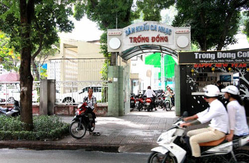 Sân khấu Trống Đồng (quận 1, TP HCM) - nơi sẽ xây dựng bãi đậu xe ngầm Trống Đồng. Ảnh: GIA MINH.