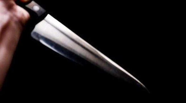 Trong lúc rượt đổi, bất ngờ ông Thuận rút dao đâm chết anh rể. (Ảnh minh họa)