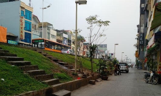 Điều chỉnh kết cấu đê sông Hồng: An toàn phải đặt lên hàng đầu