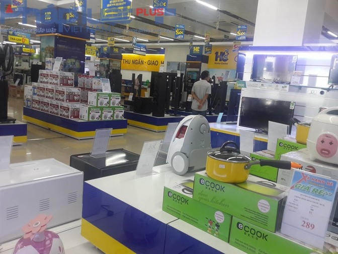 Được biết, từ tầng 1 đến tầng 3 của tòa nhà là không gian bày bán sản phẩm. Các tầng còn lại là văn phòng làm việc của cán bộ nhân viên VHC, căng tin và các văn phòng cho thuê.