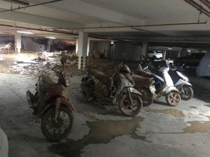 Theo người dân thì sau khi sự việc xảy ra, chỉ có đại diện phòng pháp chế của chủ đầu tư xuống hiện trường ghi nhận vụ việc, nhưng chưa có động thái gì.