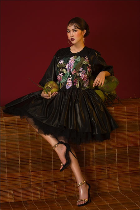 Thần thái quyến rũ của Tường Linh trước thềm Hoa hậu Liên lục địa 2017