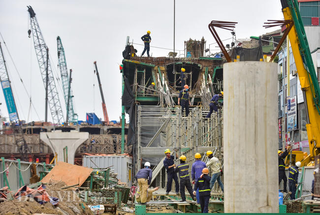 toan canh tuyen duong 9.400 ty o ha noi sau gan 2 nam thi cong hinh anh 8