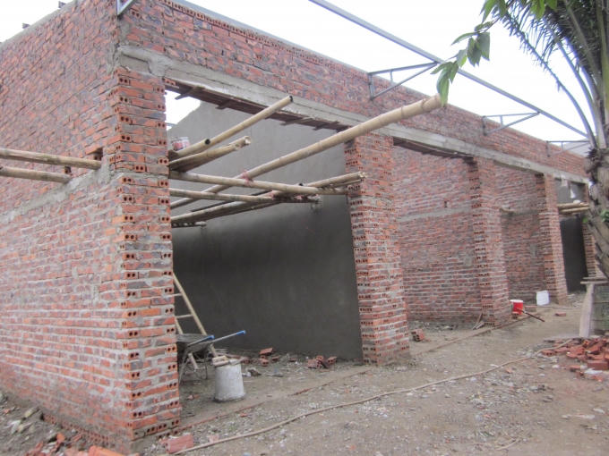 Chợ Voi đang được xây dựng thêm dù gần như bị bỏ hoang nhiều năm nay.