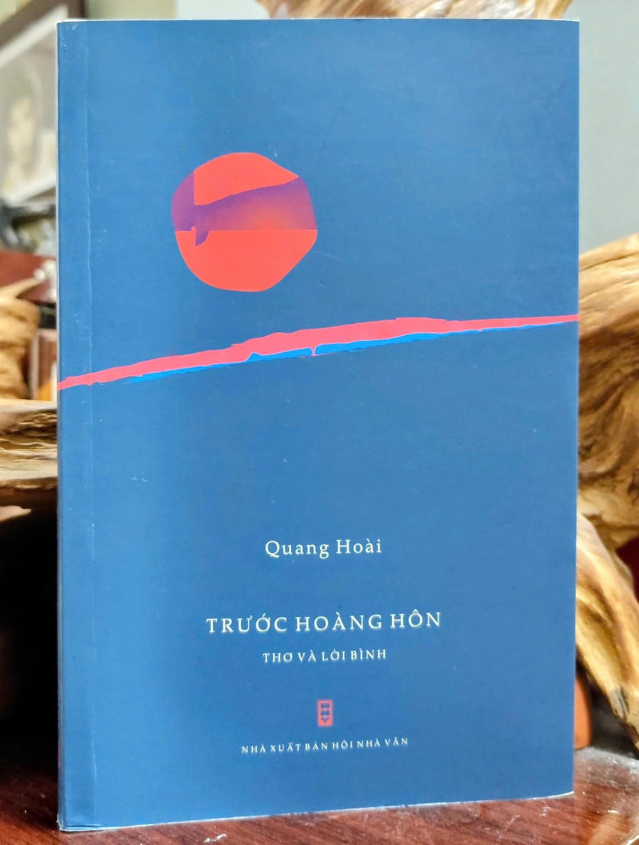 Tác phẩm "Trước hoàng hôn" của Nhà thơ Quang Hoài.