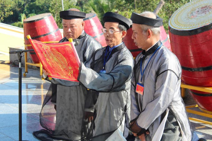 D&acirc;ng hương Giỗ Tổ H&ugrave;ng Vương ở Ki&ecirc;n Giang