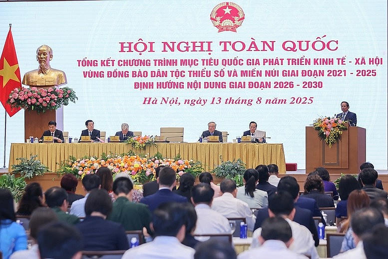 Thủ tướng phát biểu tại hội nghị - Ảnh: VGP