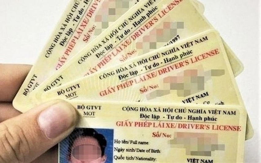 Quy định về độ tuổi được cấp Giấy phép lái xe từng hạng.