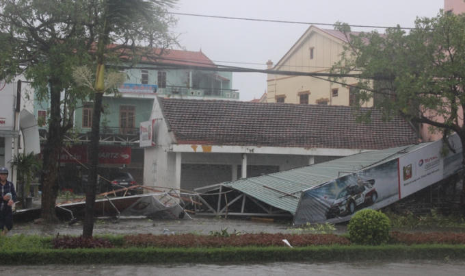 B&atilde;o đi qua: Qu&ecirc; t&ocirc;i hoang t&agrave;n