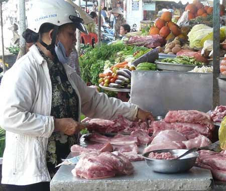 Truy xuất nguồn gốc rau, thịt - Tết n&agrave;y người d&acirc;n sẽ được &ldquo;ăn sạch&rdquo;?