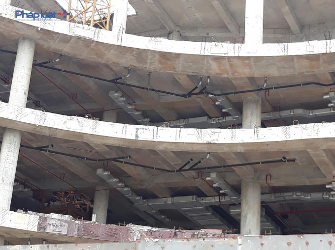 Hệ thống điện, nước,... tại khối đế.