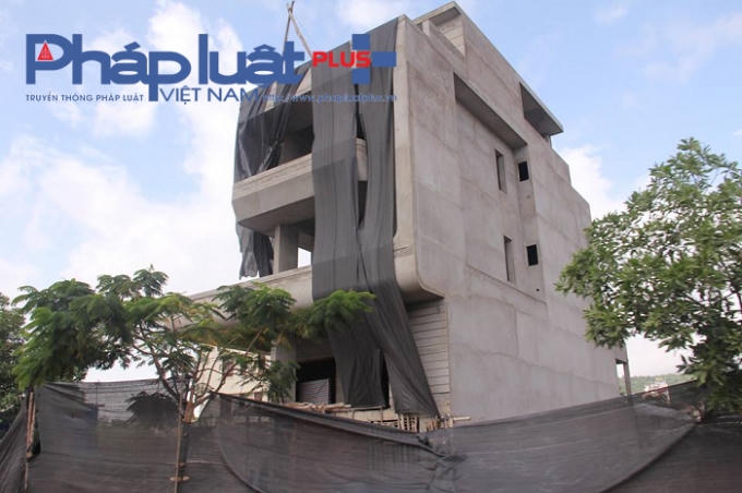 Trong tương lại dự kiến sẽ còn nhiều tòa biệt thự khủng sẽ được xây dựng tại khu vực này.