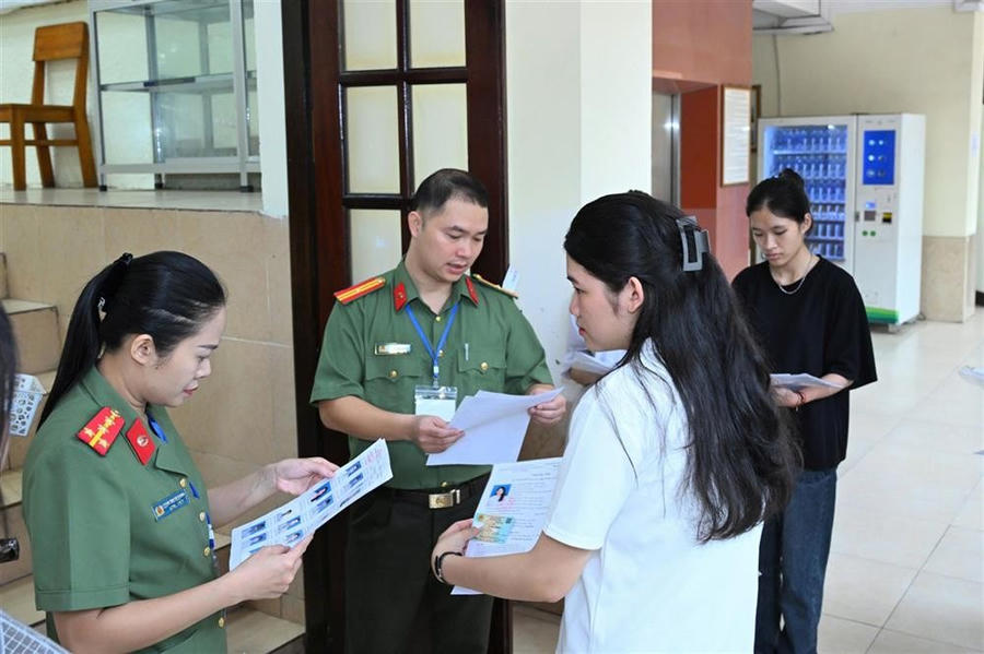 Đảm bảo kKỳ thi diễn ra an toàn, nghiêm túc, đúng quy chế. (Ảnh: BCA)