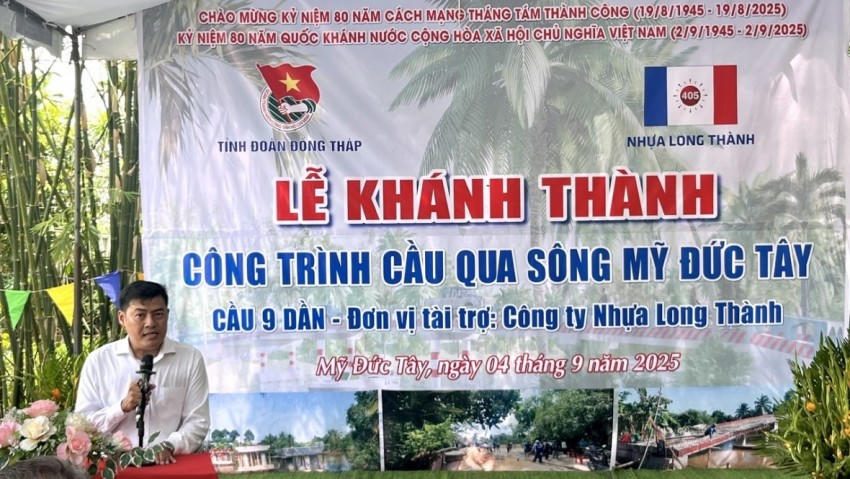 Nguyễn Quang Minh – Bí thư Tỉnh Đoàn Đồng Tháp phát biểu tại buổi lễ khánh thành
