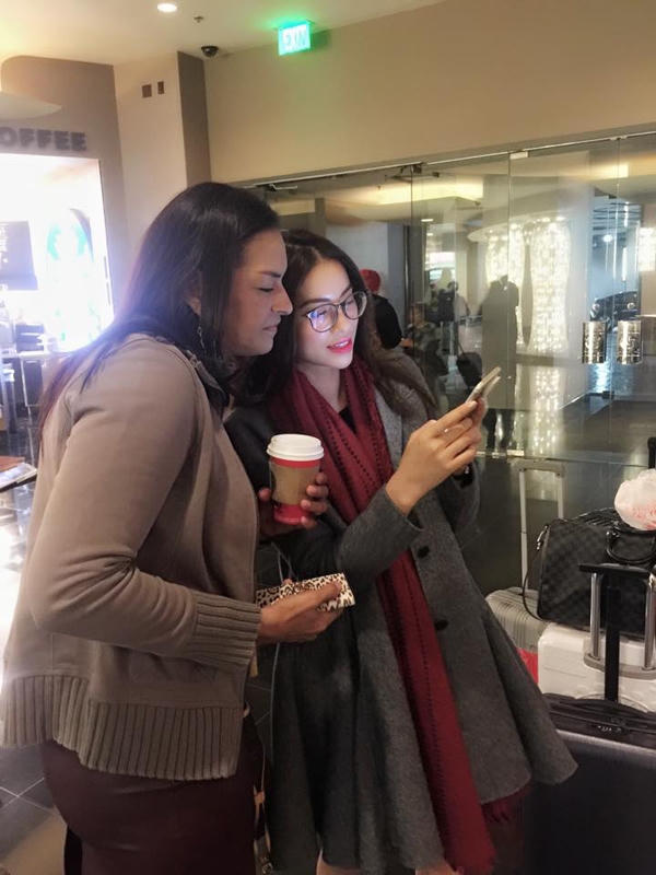 Phạm Hương tràn đầy sức sống sau cuộc thi Hoa hậu Hoàn vũ 2015