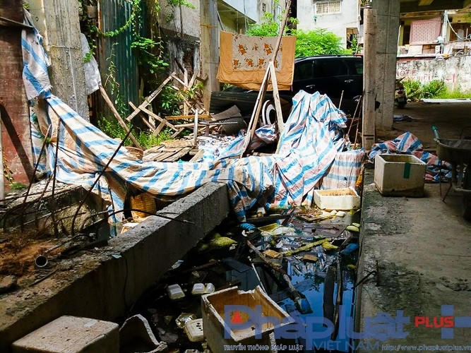 Điều này gây ô nhiễm môi trường và rất mất vệ sinh.