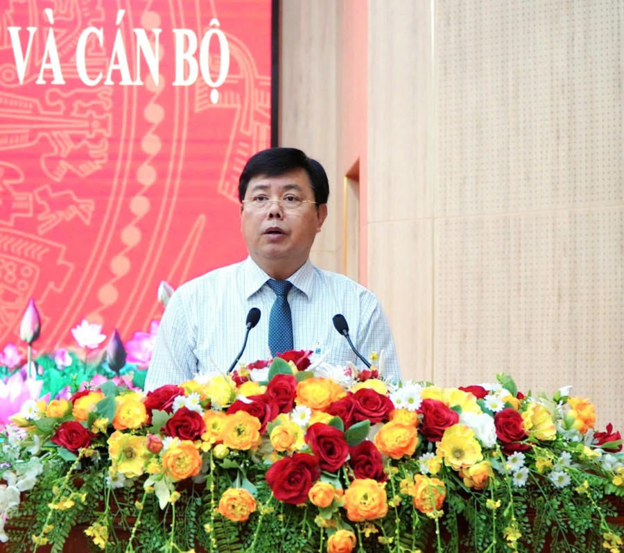 Bí thư Tỉnh ủy Kiên Giang Nguyễn Tiến Hải phát biểu tại Hội nghị