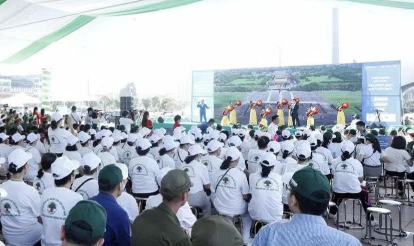 Quảng Ninh mít tinh hưởng ứng Ngày Môi trường thế giới