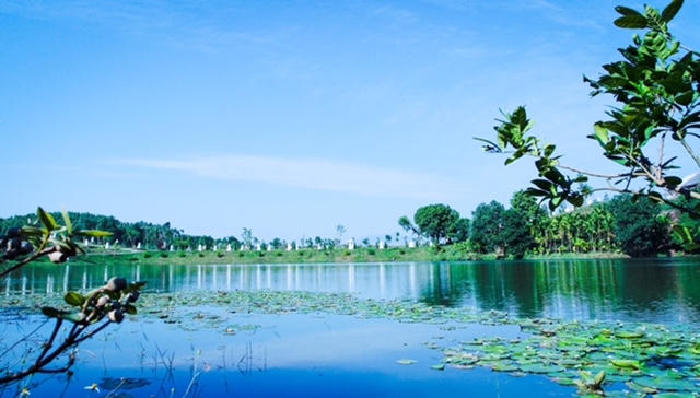 Khung cảnh non nước hữu tình như tranh thủy mặc ở Công viên Thiên Đức