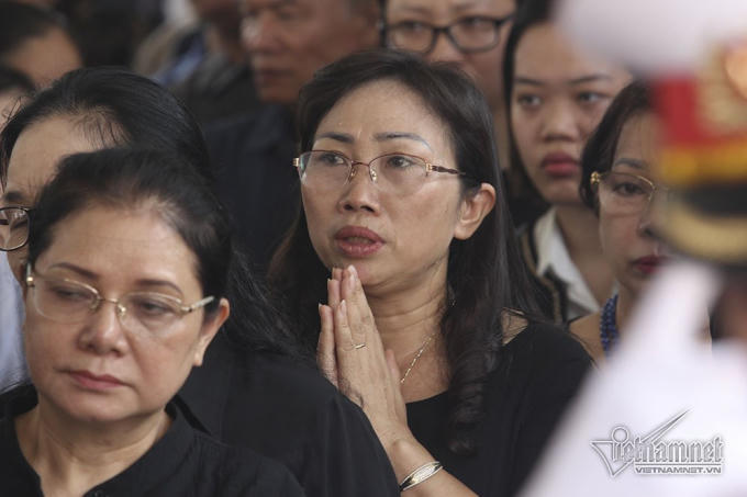 Điều đặc biệt ở đo&agrave;n 800 người v&agrave;o viếng Chủ tịch nước