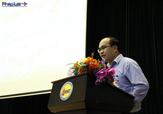 ThS Nguyễn Văn Nhữ, Phó trưởng khoa Vận động và tổ chức hiến máu phát biểu tại chương trình.  (Ảnh: Đức Biên)