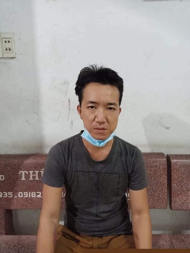 Đối tượng Nam tại cơ quan công an. (Ảnh: CA cung cấp)