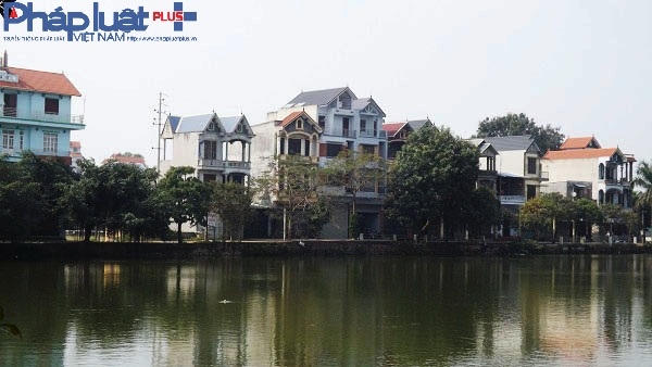 Một g&oacute;c th&ocirc;n Nhật Tiến.