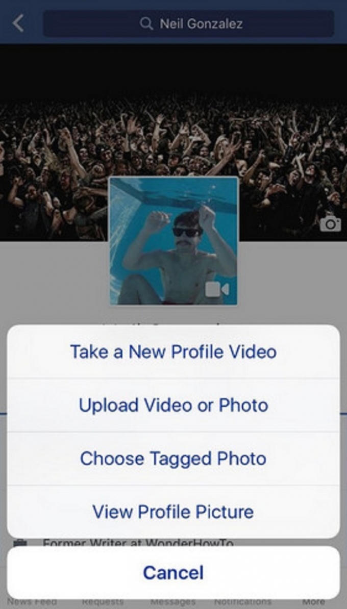 Bạn có thể ghi lại một đoạn video mới (7 giây) hoặc chọn một đoạn video đã có sẵn.