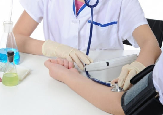 Đ&aacute;ng lo khi gần 50% người Việt tr&ecirc;n 25 tuổi bị tăng huyết &aacute;p