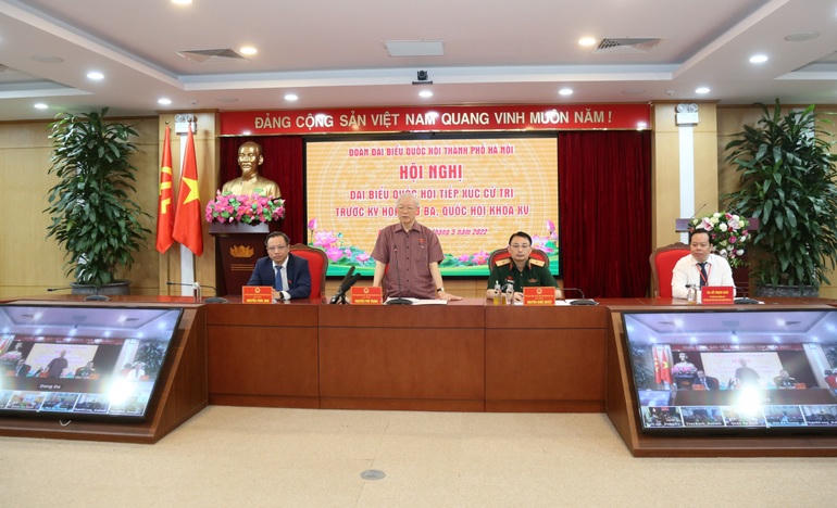 Nhận định về vấn đề phòng, chống tham nhũng, Tổng Bí thư cho rằng, đây là cuộc chiến gian nan.
