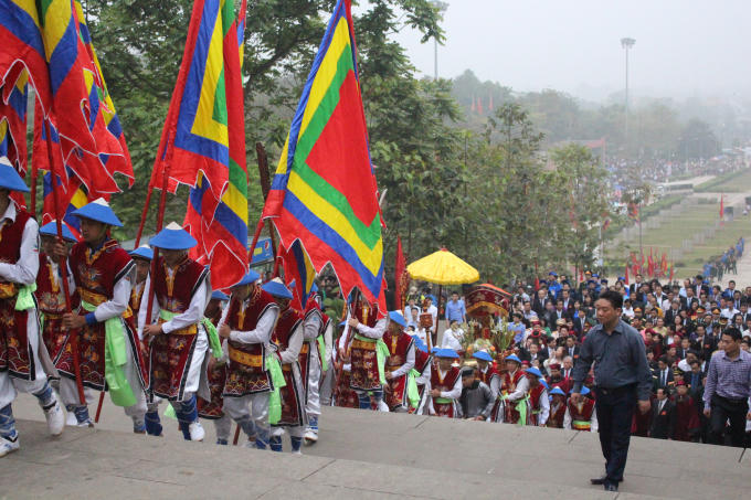 To&agrave;n cảnh buổi lễ d&acirc;ng hương tưởng nhớ Vua H&ugrave;ng s&aacute;ng 10/3