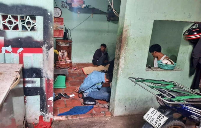 Các đối tượng bị công tạm giữ.