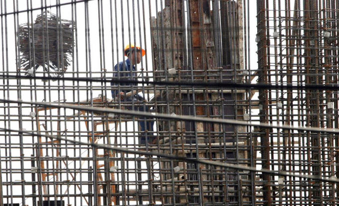 Sau 5 tháng triển khai hợp đồng, qua kiểm tra thực tế cho thấy, nhà thầu mới thi công được khoảng 5% khối lượng công trình. Ảnh: Tường Lâm.