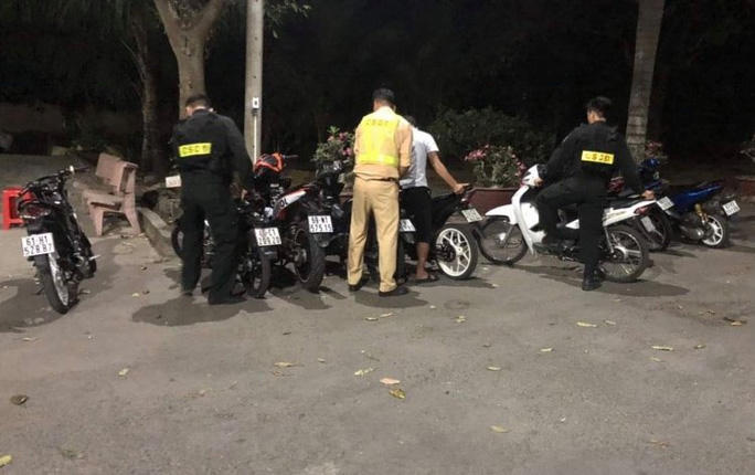 10 xe và một số