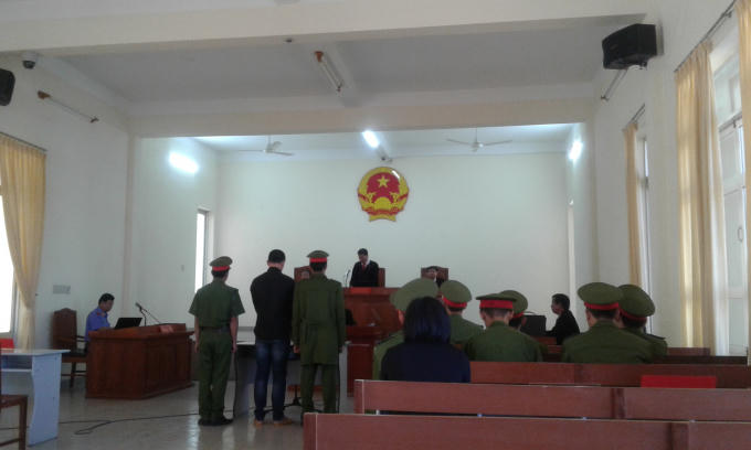 Quang cảnh phiên tòa sáng ngày 25/1.