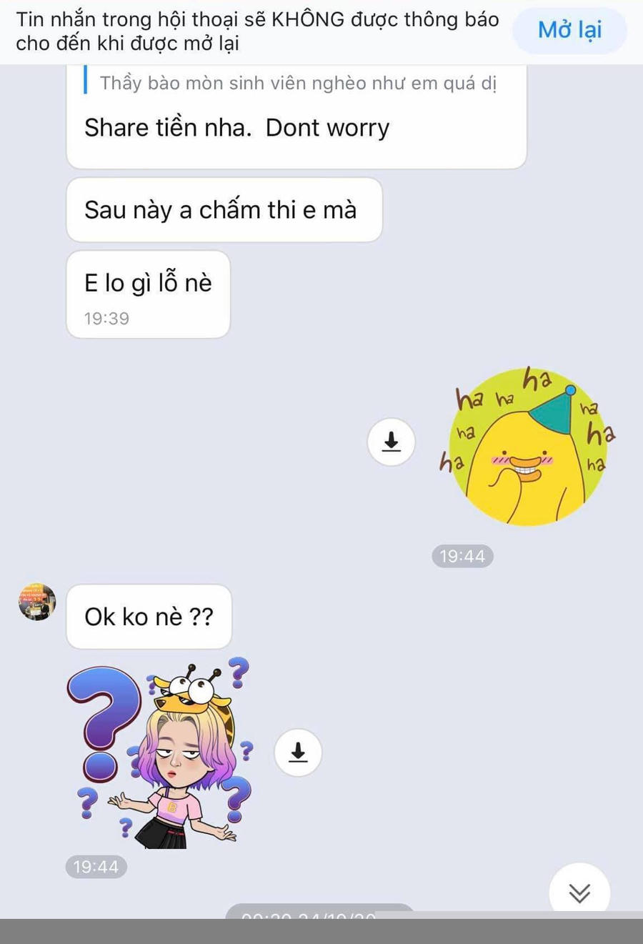 Gợi ý sinh viên nữ đi karaoke, một nhân viên trung tâm thể dục bị đuổi việc